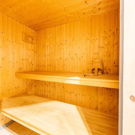 Skandinavisches In Mirow Semesterbostad